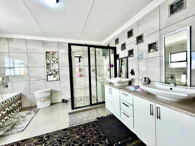 22 Bedroom Property for Sale in Schietfontein Ah North West